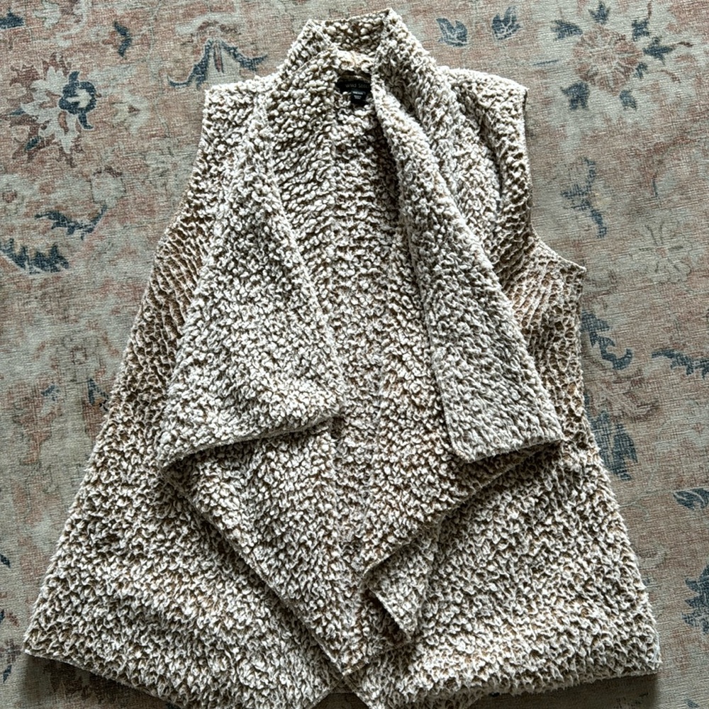 Women’s fuzzy vest